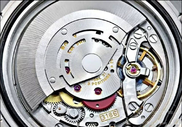 手表的瑞士机芯和国产机芯，你分辨得出吗？看这几点就能知道！