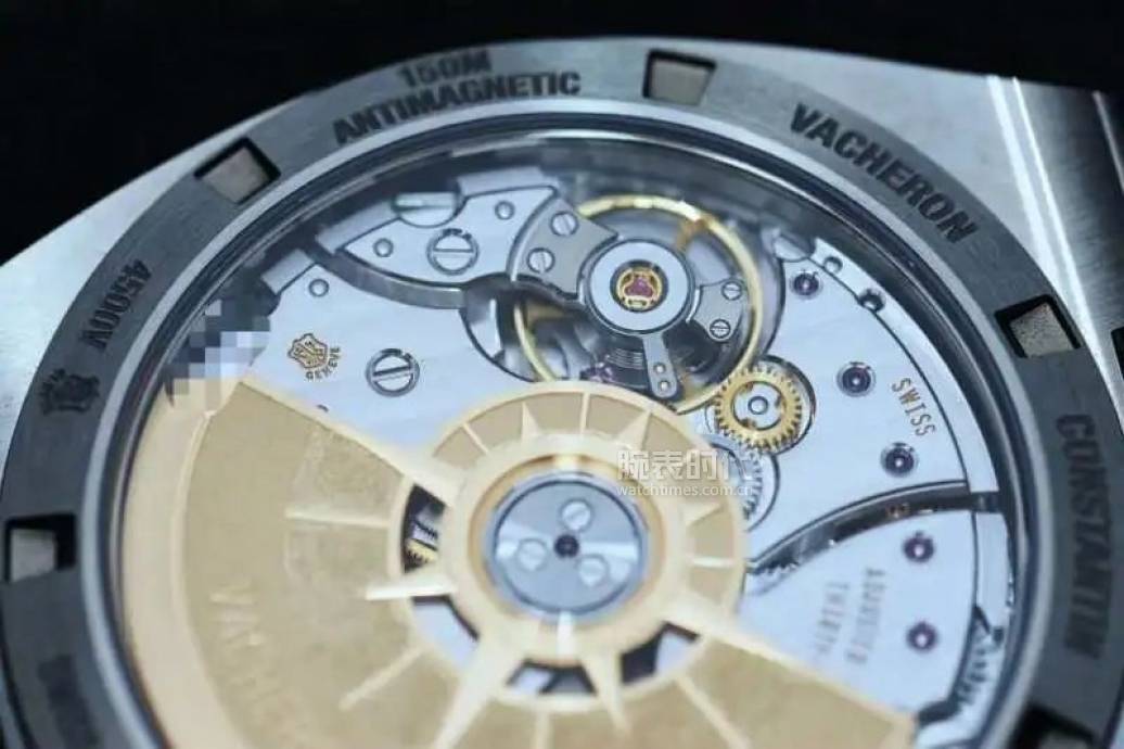 机芯|江诗丹顿纵横四海4500V买回来半年多，说说我对它的看法和使用感受