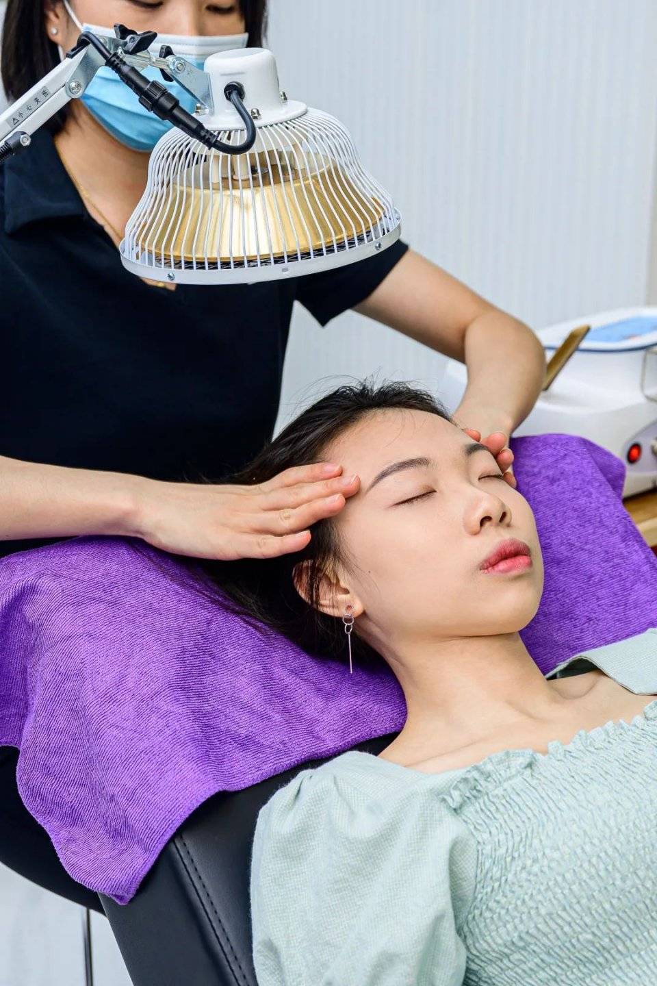 人间|叹头部SPA!拒做人间“油”物,解锁防秃养发小妙招!