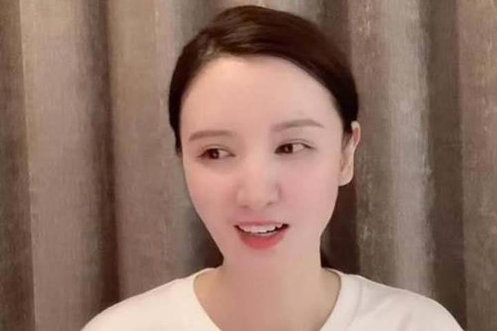 《浪姐》是个“照妖镜”,姐姐人设接连崩塌,张萌未能幸免