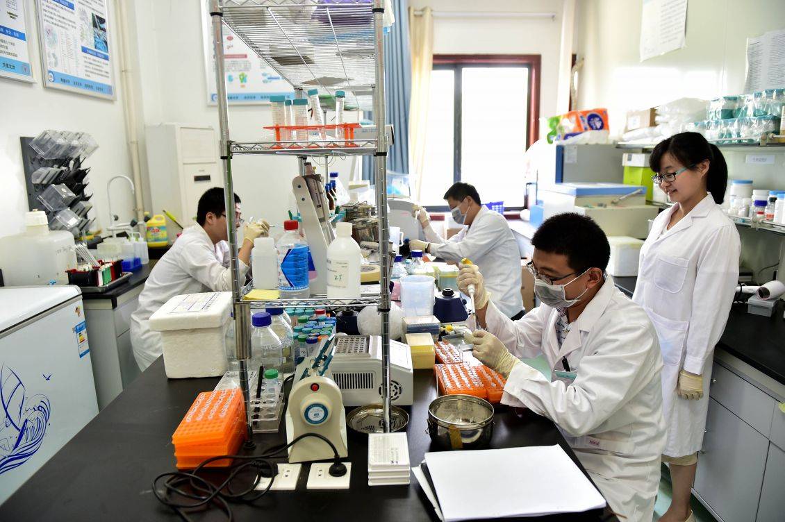 回需|与学生签订学成不回需返还经费并担保的建议，能阻止人才流失吗？