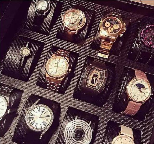 周扬青|FR2为周扬青打造专属“人物Tee”！罗志祥终究是高攀了