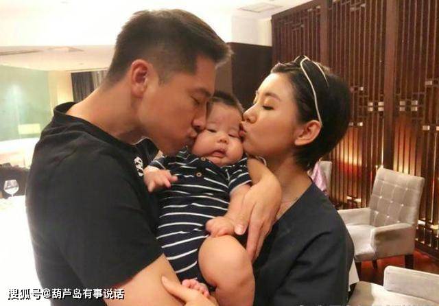 初吻|她出道19年不接吻戏,初吻献给苦追7年的老公,今生活令人羡慕