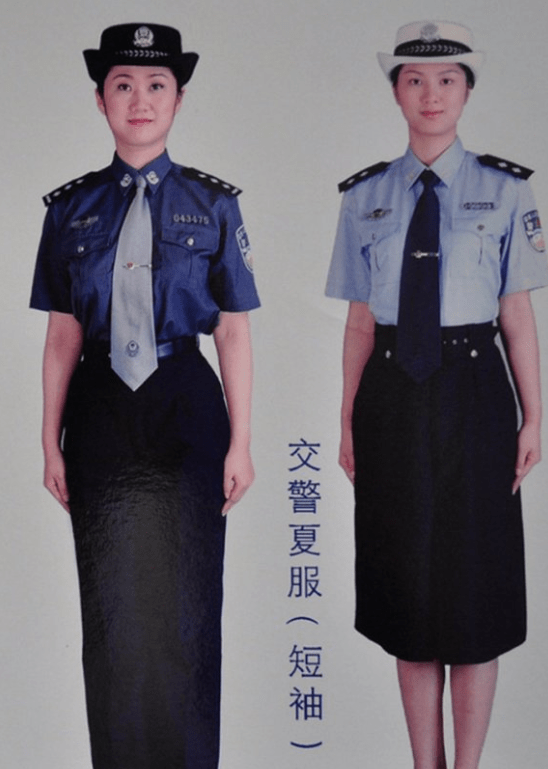 原创99式警服的铁灰色衬衫使用了5年为何换成了浅蓝色