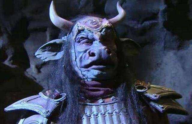 妖怪|青牛精为何对太上老君求饶？你看老君手里拿了啥？