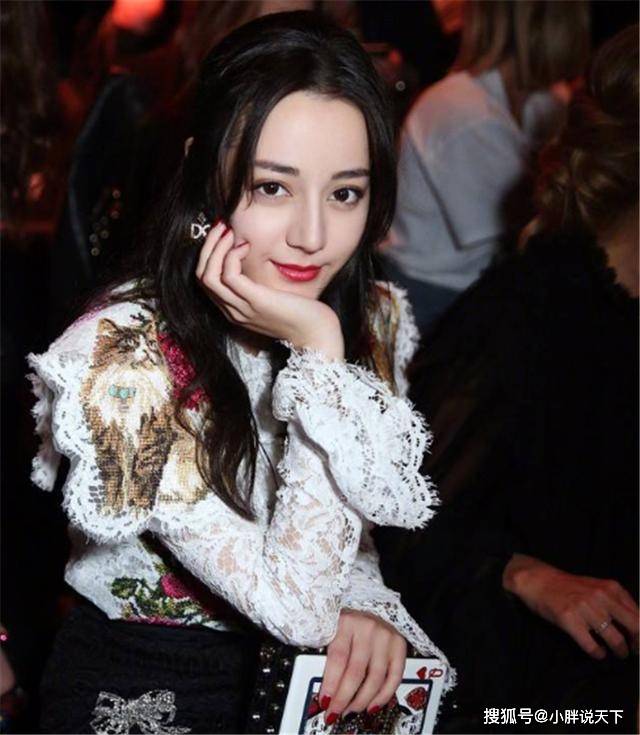 2020年最火的女明星_盘点2009国内最火的十大封面女星(组图)