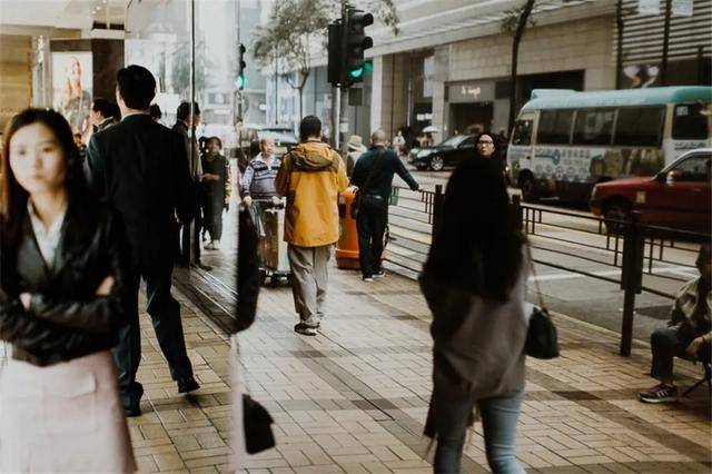 原创留守女孩报读北大考古系遭群嘲：穷人凭什么不配谈梦想