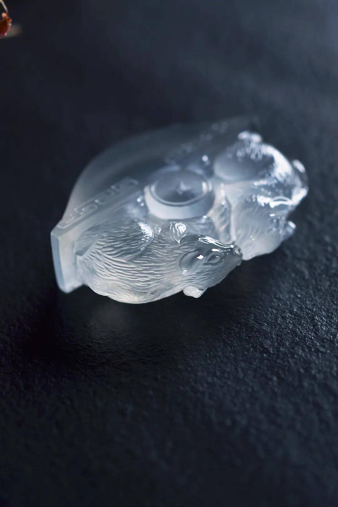 翡翠|裸石 or 镶嵌谁才是你的最爱？别着急，看完再下结论~