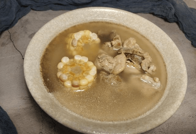 排骨汤怎么炖不腥又营养 43d589b42a3c48debaea23f77dfbb936.png