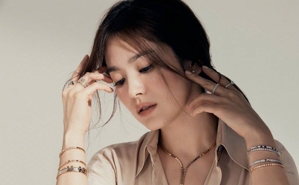 宣传|宋慧乔两面人?指责国内媒体后又宣传珠宝大片,真会炒热度