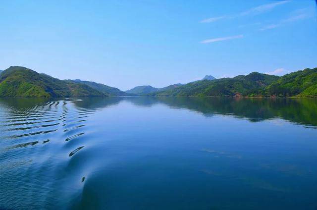 圣水湖 78069f7845c44d12915872be2520825c.jpeg