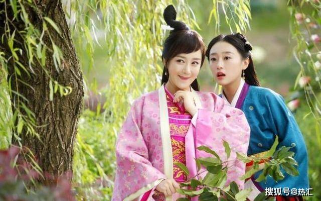 “分明颜值不高，却偏要演美人”的4大女星