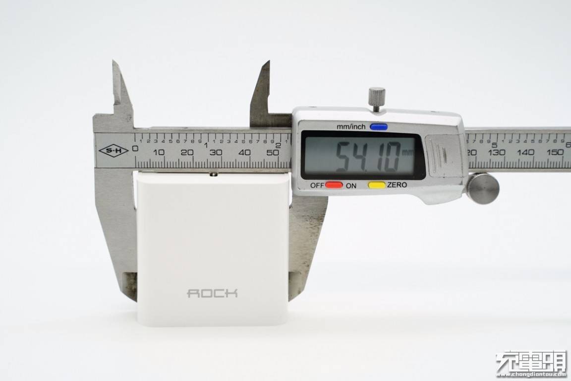 测评盘点|拆解报告：ROCK洛克65W USB PD氮化镓快充充电器