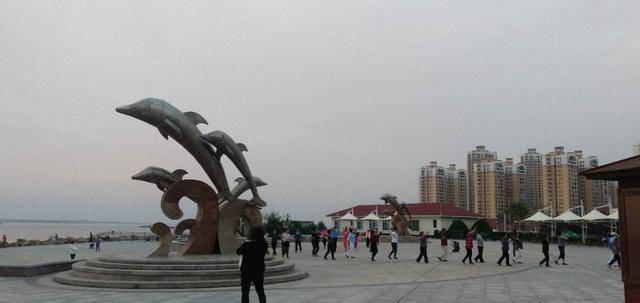 2019年荣成gdp_荣成那些年烧烤(3)