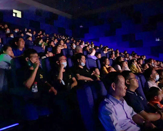 院线电影|院线电影《我不是差生》用三个第一完美绽放首映礼