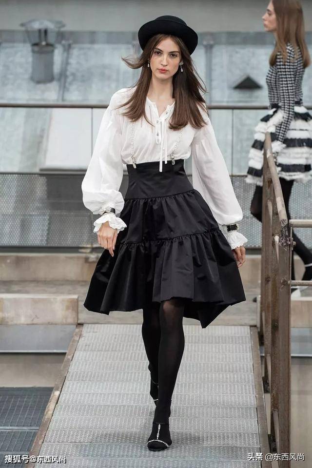 外快|国产“出圈”时装品牌这么多，只爱国外快时尚的达人们，该醒醒啦