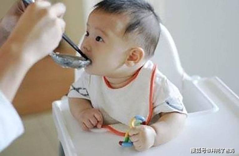 6岁男孩被妈妈喂成“脾衰竭”,医生:父母3种“好心”,是在害娃
