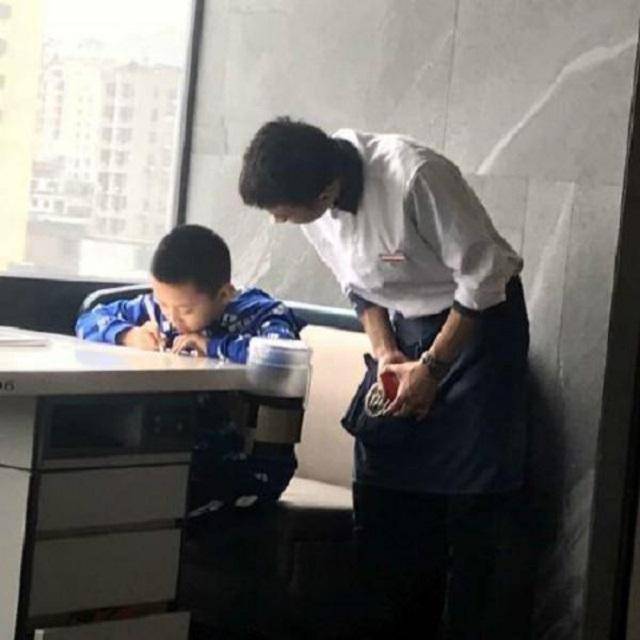 学生作业辅导讲解 0604f26c3e954eb7b8c03973e1c6559e.jpeg