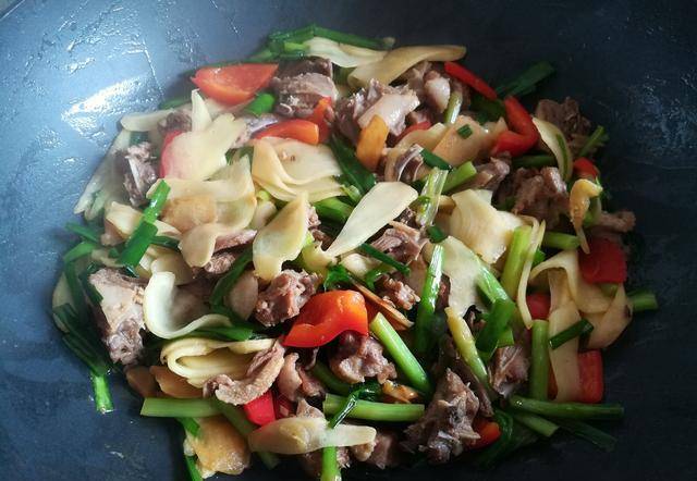 子姜怎么吃最好 99ebee61e1994b2994538aef91da858e.jpeg