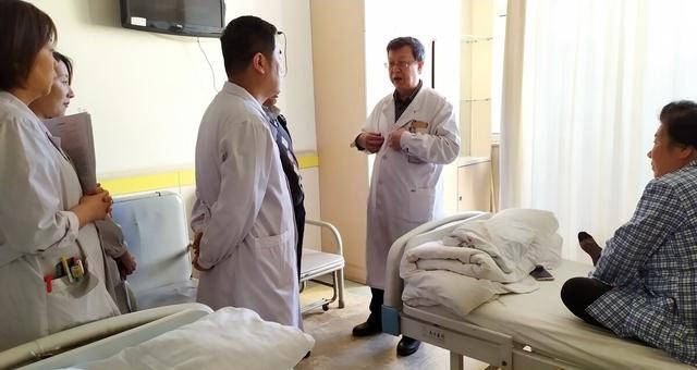服药抗幽门螺杆菌的同时，忌口麻辣？医生辟谣：真正要忌口的是它