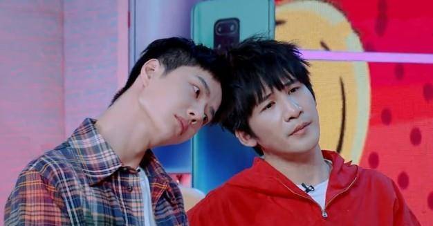 王一博赵丽颖近期磕糖 9be1fad2e4c64c20868ee1f8c274d44f.jpeg