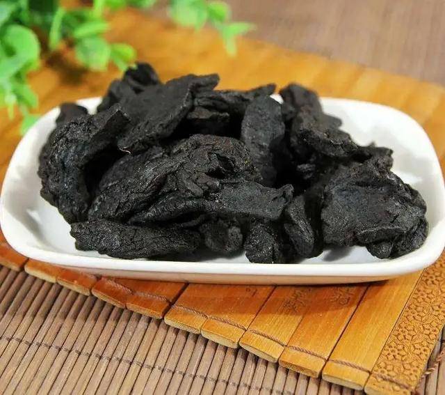 熟地黄的作用与功效 9c9c8557236447a18dd603022e75d96c.jpeg