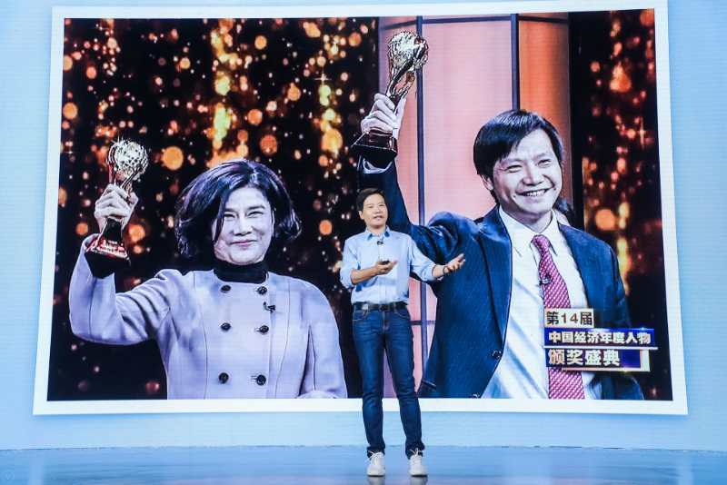 雷军|雷军首次回应10亿赌局，为什么说雷军认输但小米却赢了？