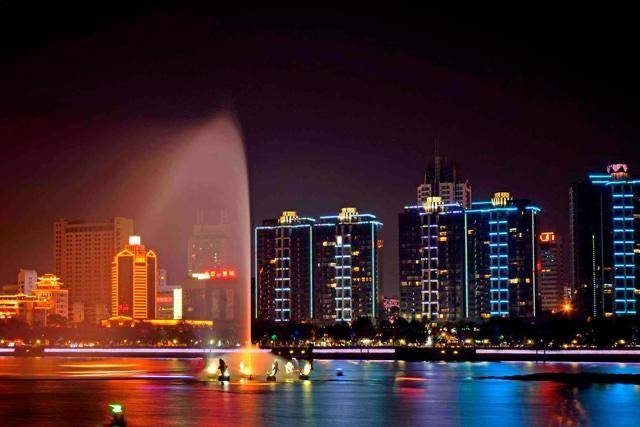 2020浙江半年度GDP_2020浙江美术二模题(3)