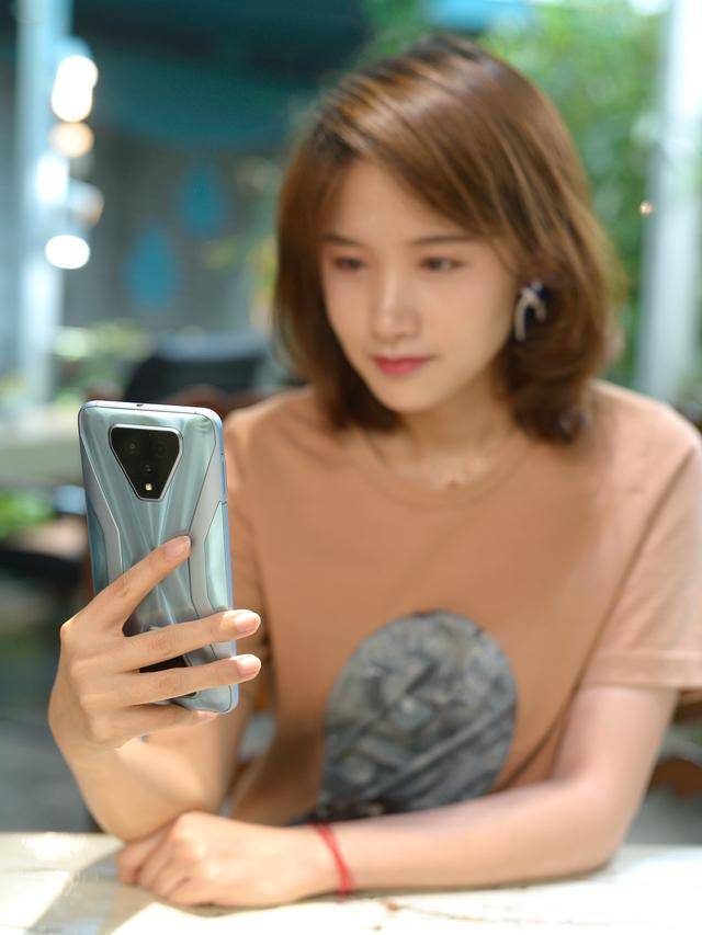 系列|美国第二季度手机份额排名公布，与国内排名大相径庭