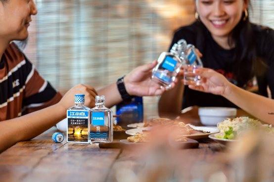 酿造|用好喝口感打动年轻消费群体江小白专心做好酒