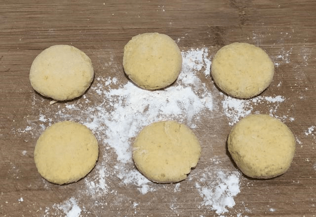 热馒头多少分钟可以出锅 fbcb3e200f6a48f98f5d5f7a21daf504.png