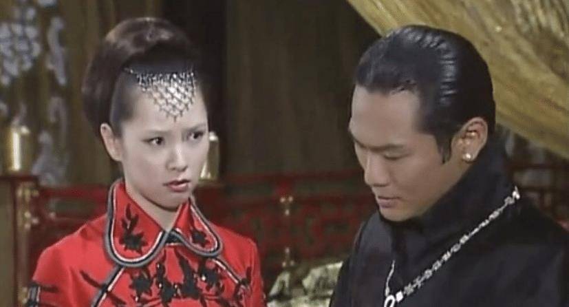 1《八号当铺》这部作品在当年人气还是非常高的，新颖的题材加上优秀的演