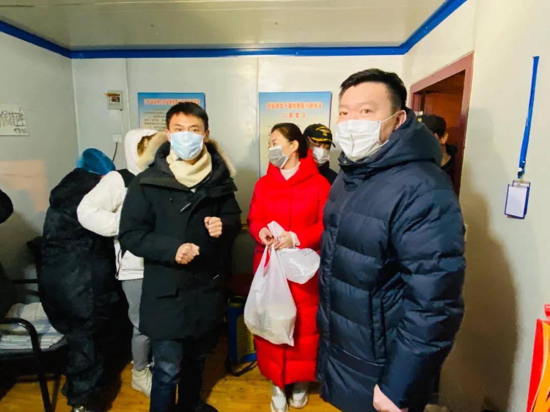葫芦岛"战疫先锋"朱天民捐款捐物170多万元彰显了时代楷模的责任担当