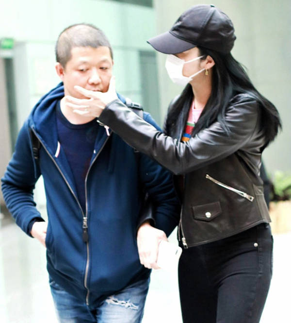 姚晨发文为老公庆生,晒曹郁年轻时帅照动情表白