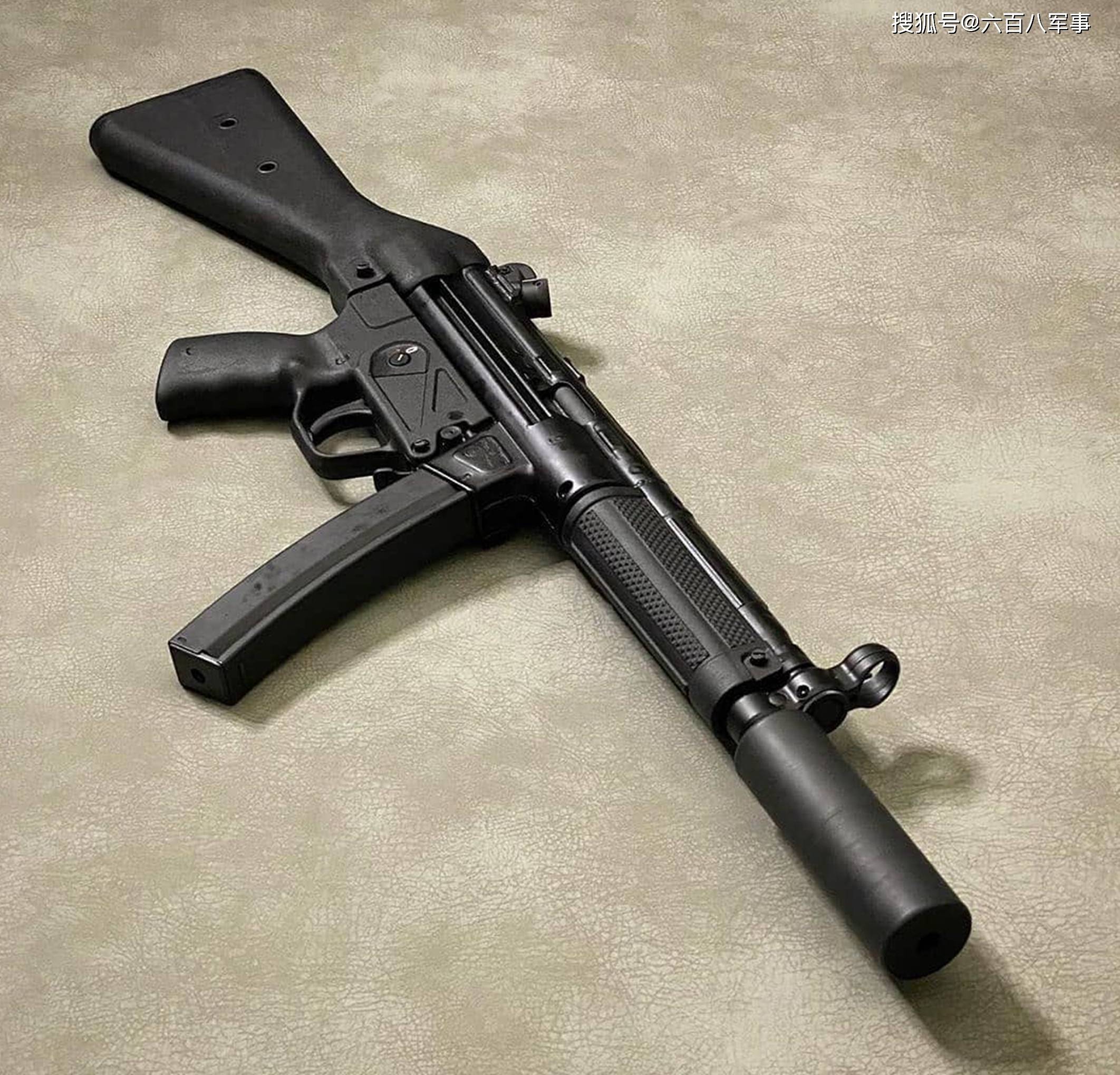 轻武器欣赏冲锋枪喜欢mp5但有些短突真的帅