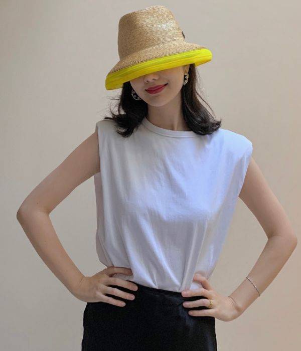 花花|总裁夫人懒理“挑衅风波”,清新晒照嫩如少女,张大奕这要怎么比