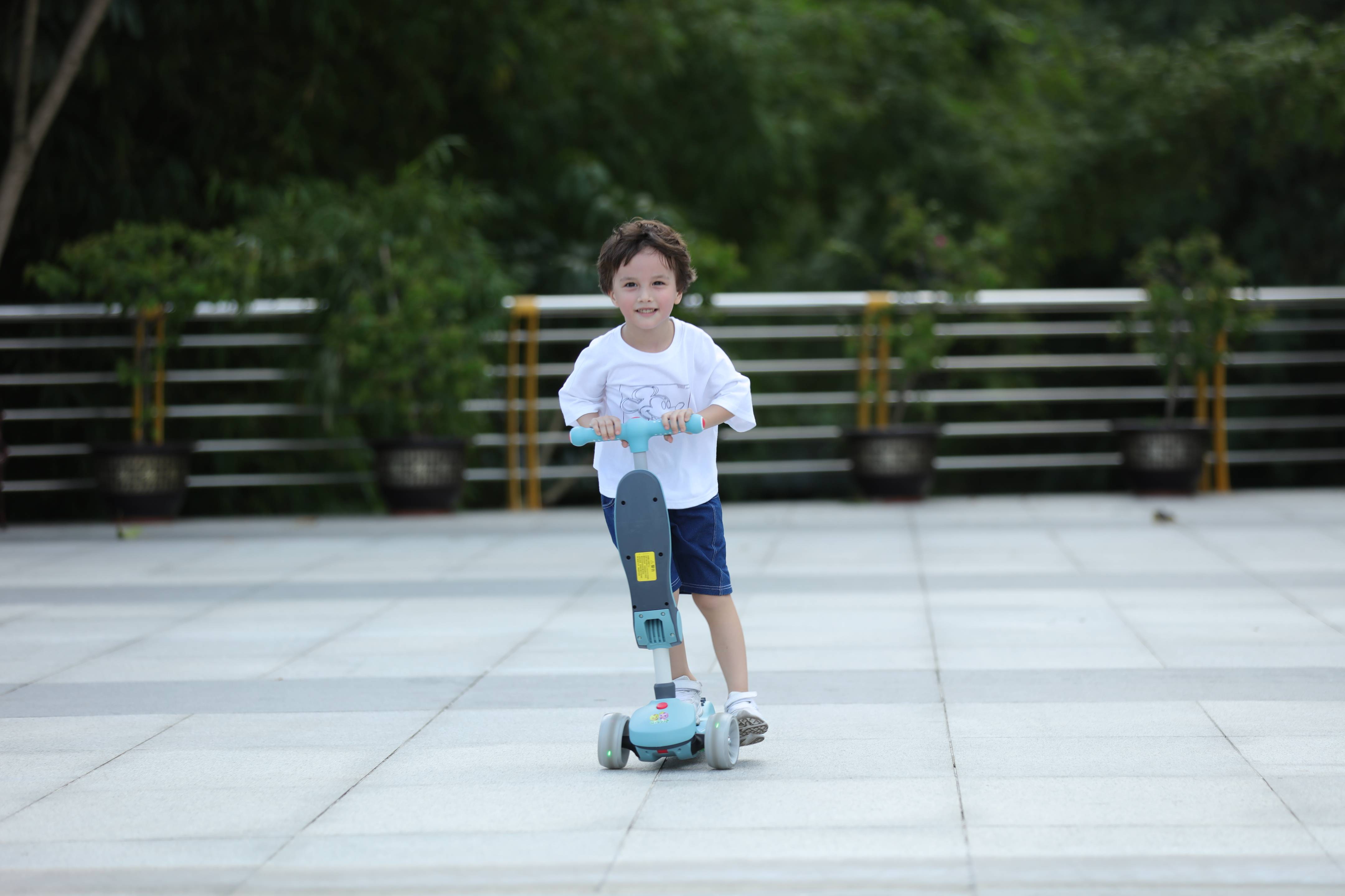 滑板车给孩子成长发育带来的好处
