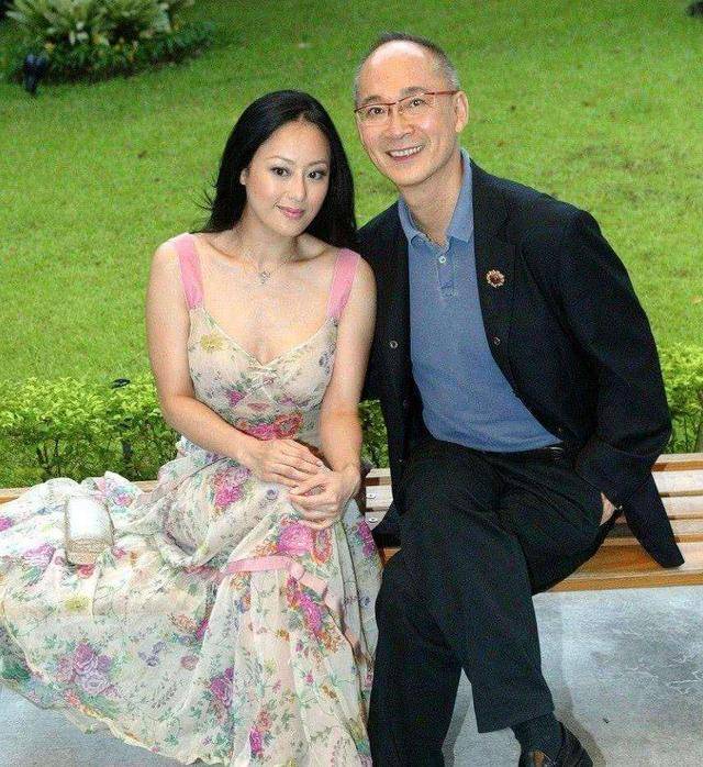 人间|还完2.5亿债务背后,是真“人间富贵花”章小蕙