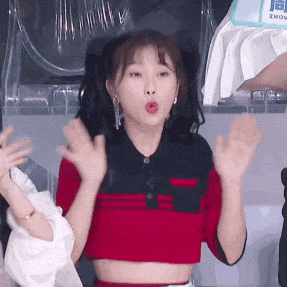 拜虞书|拜虞书欣所赐,这4款复古发饰全火了,戚薇郑爽戴上后嫩回18岁