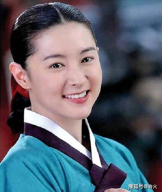 超大|原创＂大长今＂李英爱豪宅曝光，面积超大耗资10亿，40岁高龄生龙凤胎