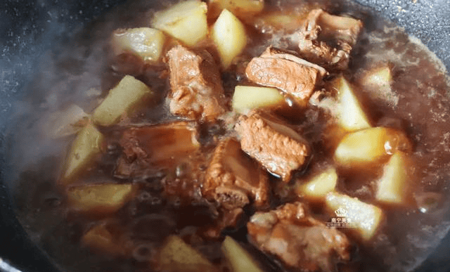 土豆怎么做比较粉糯 90635fc41bff4291bf7e7d2ac4904aab.png