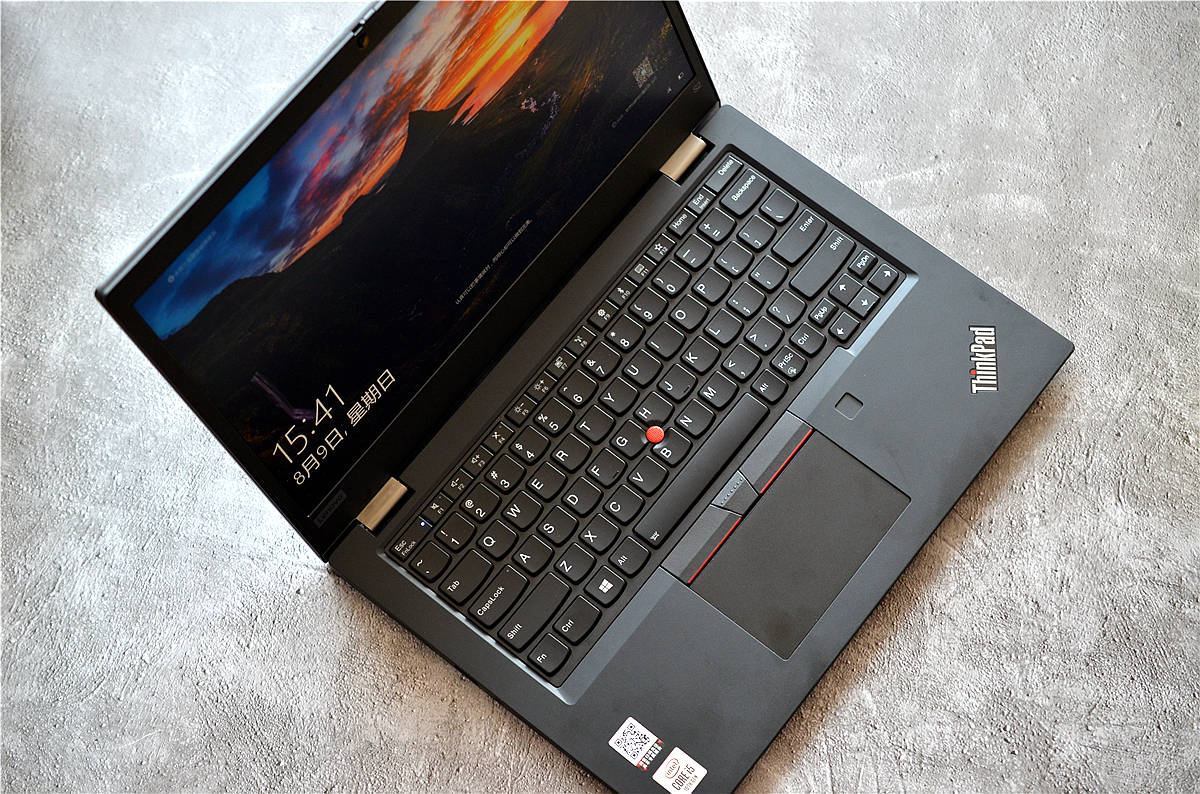 轻薄快充触控屏定位商务联想thinkpads2笔记本体验