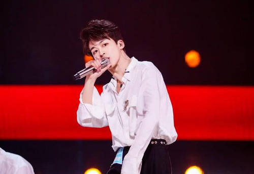 牛奶咖啡|原创何洛洛抄袭牛奶咖啡？这事跟刘佳有点关系