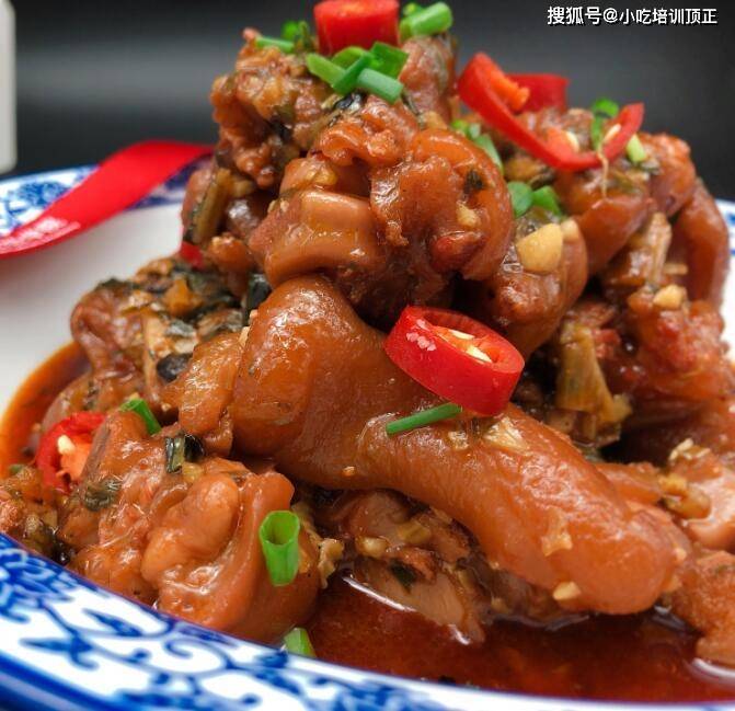 猪脚怎么烧才干净 92662aff68354b769f405a3aac86a669.jpeg