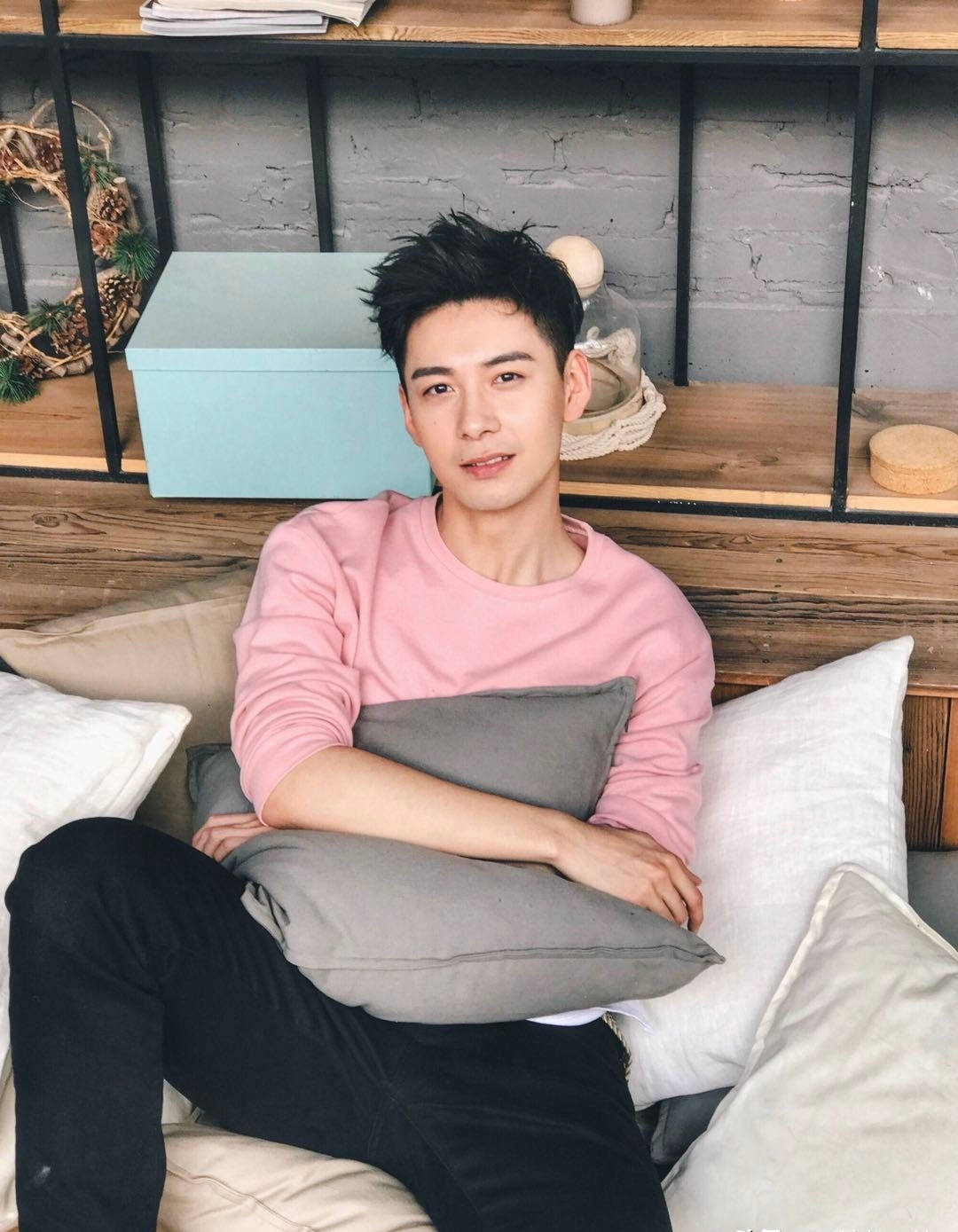 当时的李狗子真的是叫人又爱又恨,不过陈星旭狼狗般的演技真的没活说