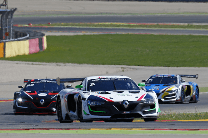 雷诺rs01 gt3-国际gt比赛中唯一的法国赛车-pfc刹车