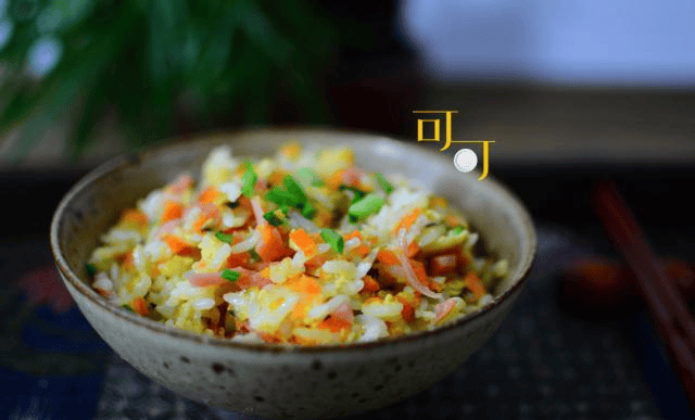 糯米饭怎么做才一粒一粒的 6bbe42c05a284a6494d4191d950e336f.png