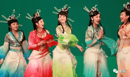 娜扎|娜扎突然被哪位高人指教了？刘亦菲天仙的地位怕是要保不住了...