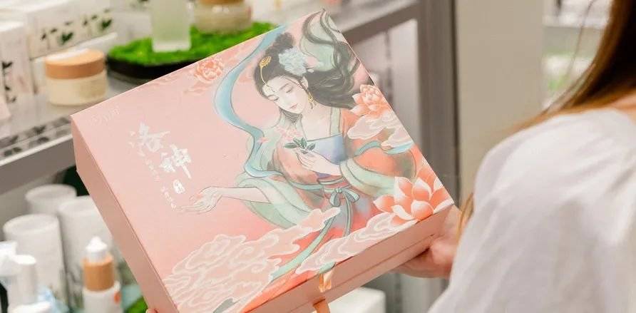 all|壹方城惊现李佳琦仓库，人气美妆百元all in…