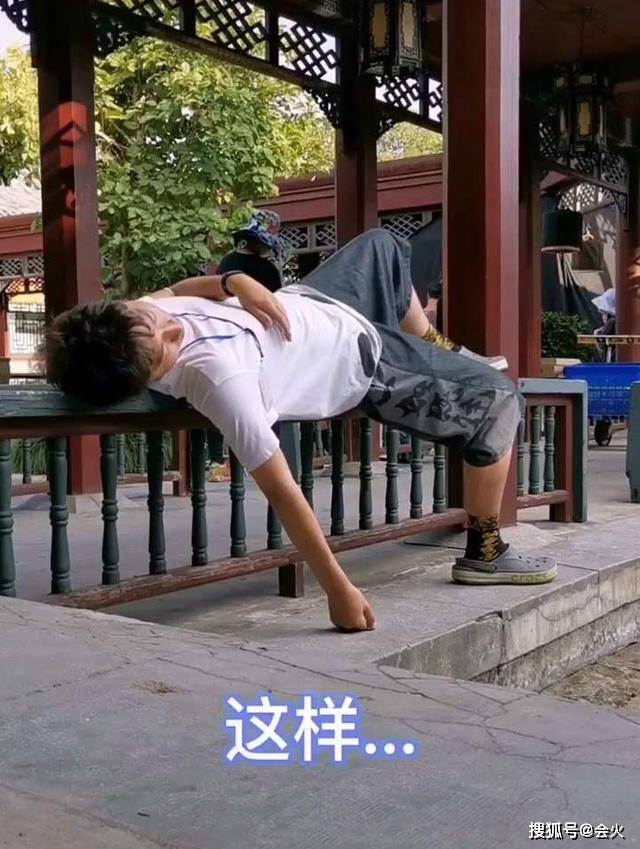 儿子|原创同在剧组,陈佩斯是演员儿子当他助理,30岁陈大愚还靠爸爸接济?